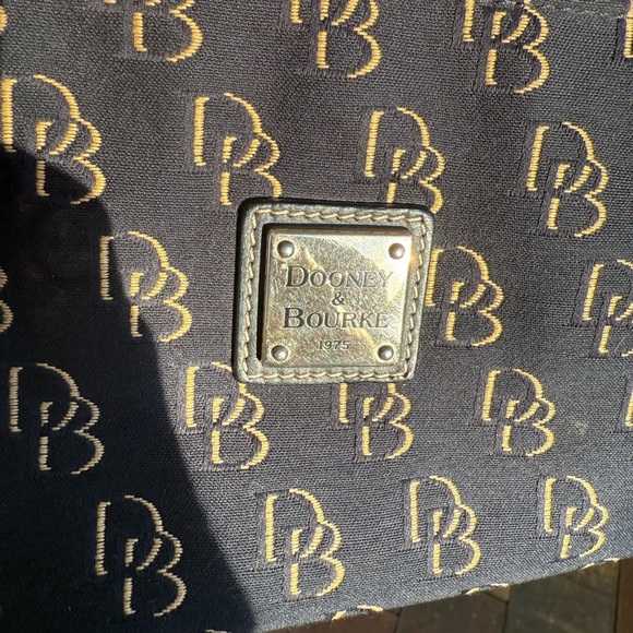 Dooney & Bourke Y2K Messenger Bag Like Nee w/o tags - Picture 3 of 9